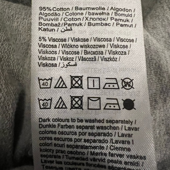 Oversized shirt super comfy and cute for casual wear or night out - Picture 4 of 5